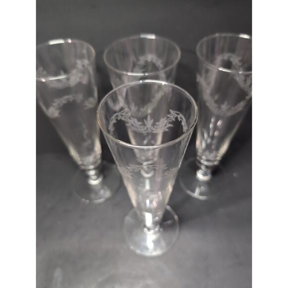 Chintz Etched Pilsner‎ Glasses Set of 4, 10 oz Footed Glasses, Vintage Glassware - Picture 6 of 10